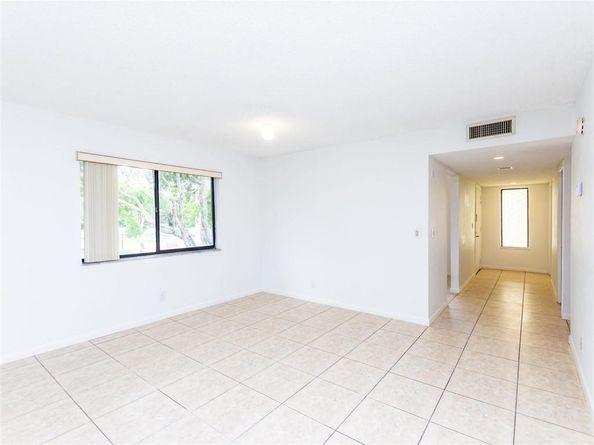 16243 Saddle Club Rd 204, Weston FL 33326