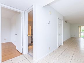 16243 Saddle Club Rd 204, Weston FL 33326