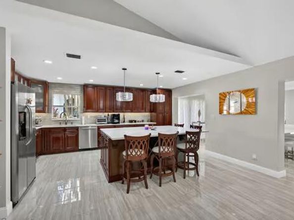 13230 Camero Way, Palm Beach Gardens FL 33418