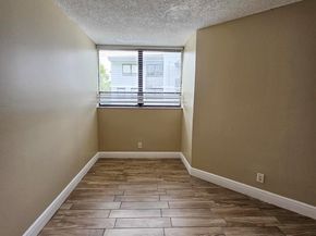 1850 N Congress Avenue 307, West Palm Beach FL 33401