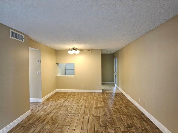 1850 N Congress Avenue 307, West Palm Beach FL 33401