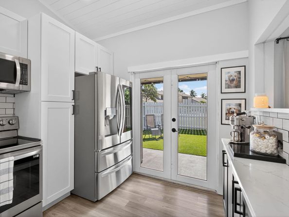 126 Sherwood Circle 12a, Jupiter FL 33458