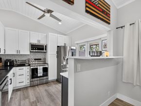 126 Sherwood Circle 12a, Jupiter FL 33458