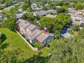 126 Sherwood Circle 12a, Jupiter FL 33458