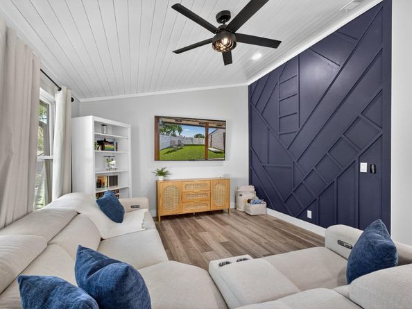 126 Sherwood Circle 12a, Jupiter FL 33458