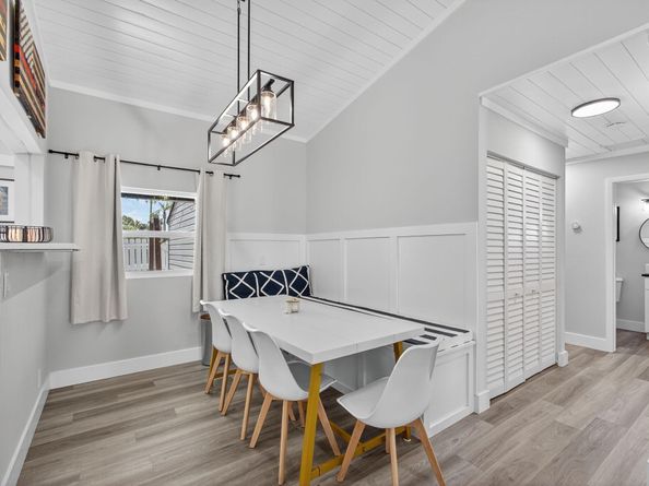 126 Sherwood Circle 12a, Jupiter FL 33458