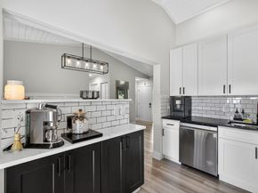 126 Sherwood Circle 12a, Jupiter FL 33458