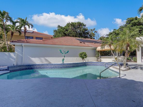 2211 Marseille Drive, Palm Beach Gardens FL 33410