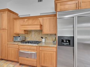 401 Farmington Dr, Plantation FL 33317