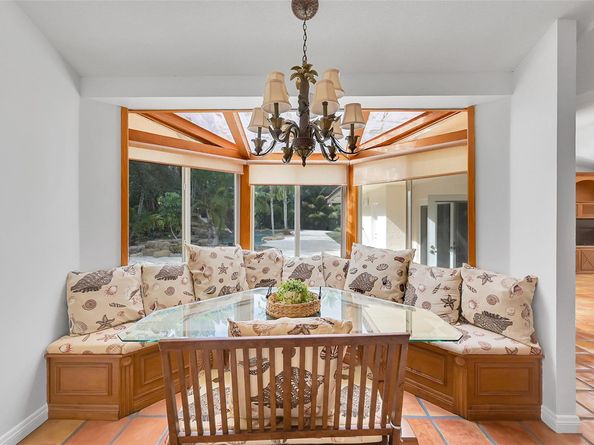 401 Farmington Dr, Plantation FL 33317