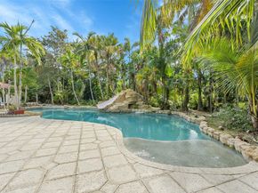 401 Farmington Dr, Plantation FL 33317