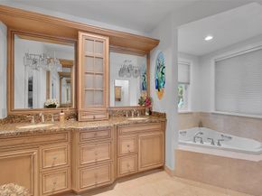 401 Farmington Dr, Plantation FL 33317