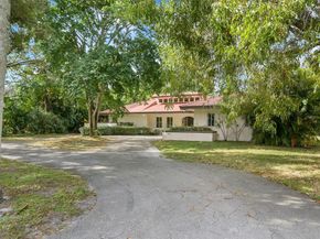 401 Farmington Dr, Plantation FL 33317