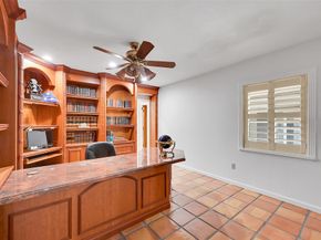 401 Farmington Dr, Plantation FL 33317