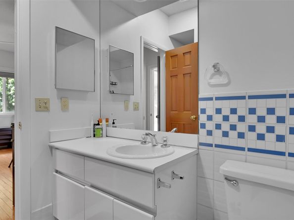 401 Farmington Dr, Plantation FL 33317