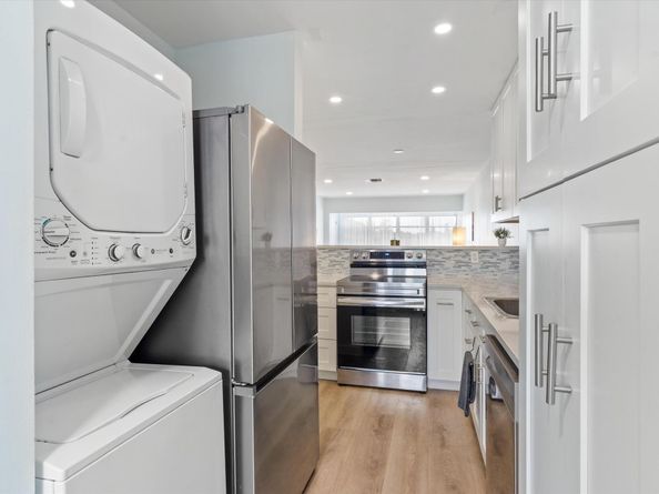 1101 Cactus Terrace 203, Delray Beach FL 33445