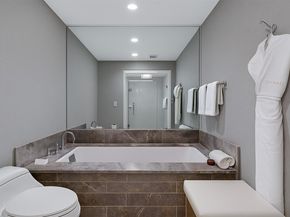 551 N Fort Lauderdale Beach Blvd 2201, Fort Lauderdale FL 33304