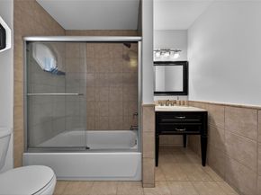 201 NE 16th Pl 104, Fort Lauderdale FL 33305