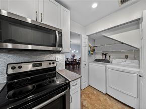 201 NE 16th Pl 104, Fort Lauderdale FL 33305