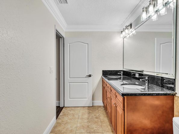 3114 Shelby Way, Palm Springs FL 33461