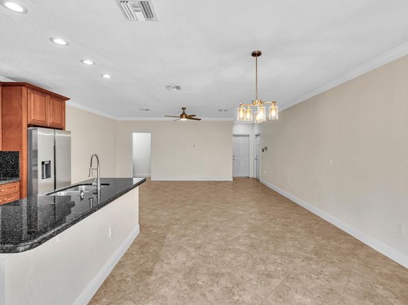 3114 Shelby Way, Palm Springs FL 33461