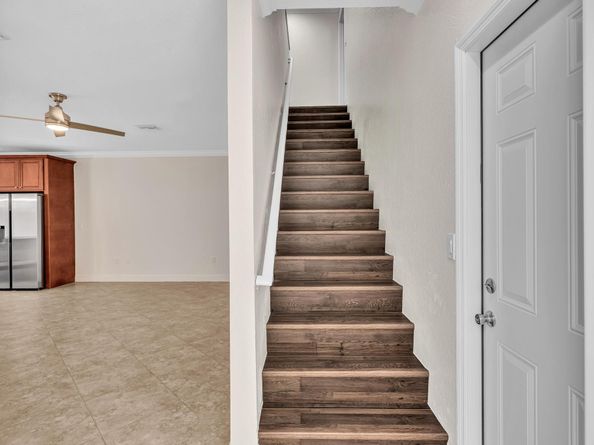 3114 Shelby Way, Palm Springs FL 33461