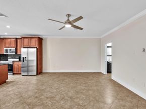 3114 Shelby Way, Palm Springs FL 33461