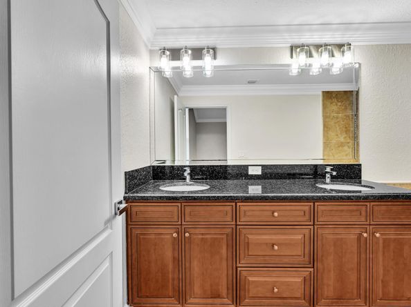 3114 Shelby Way, Palm Springs FL 33461