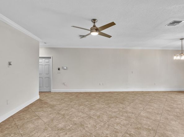 3114 Shelby Way, Palm Springs FL 33461