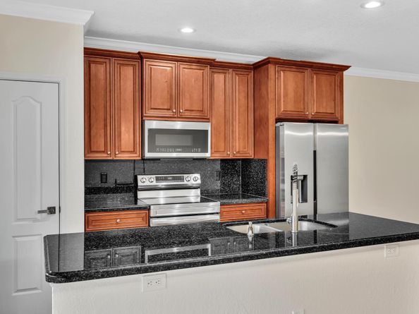 3114 Shelby Way, Palm Springs FL 33461