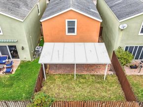 3114 Shelby Way, Palm Springs FL 33461