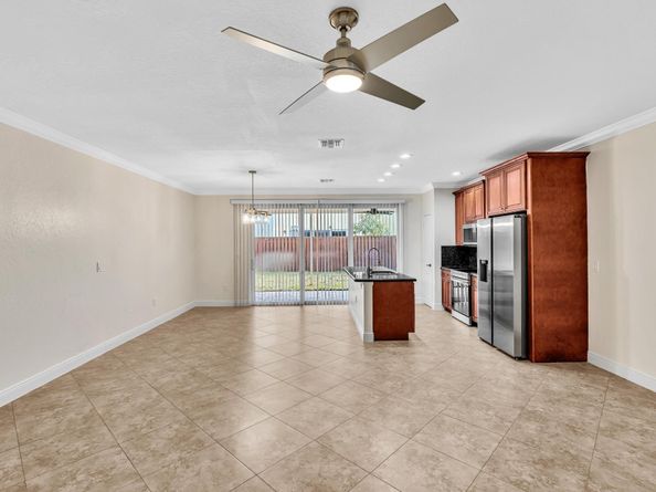 3114 Shelby Way, Palm Springs FL 33461