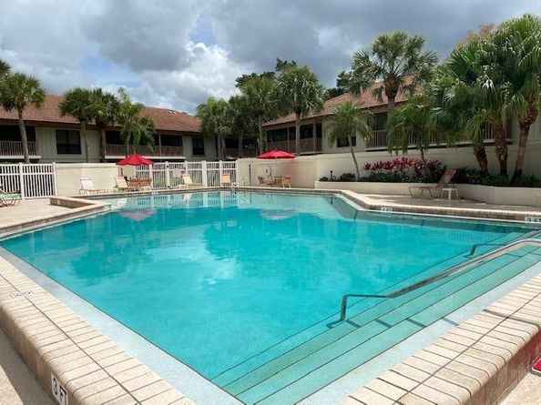 428 Brackenwood Lane S, Palm Beach Gardens FL 33418