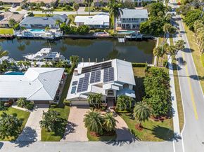 3851 NE 26th Ave, Lighthouse Point FL 33064
