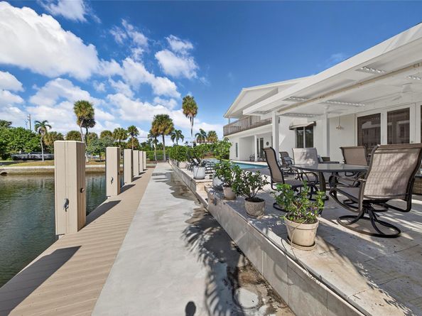 3851 NE 26th Ave, Lighthouse Point FL 33064