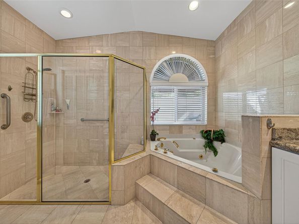 3851 NE 26th Ave, Lighthouse Point FL 33064