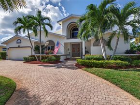 3851 NE 26th Ave, Lighthouse Point FL 33064