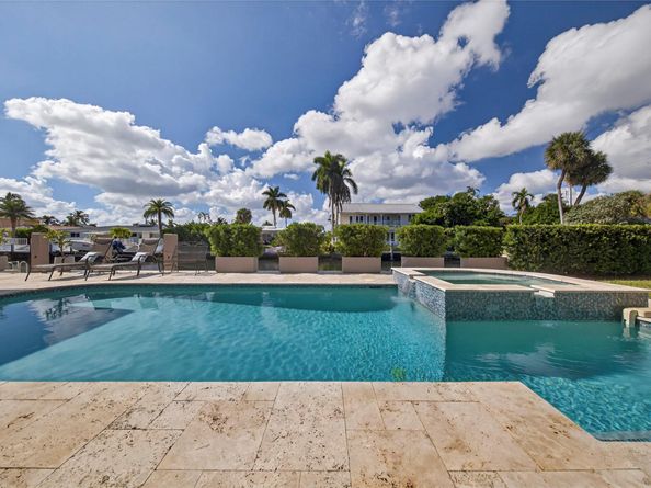 3851 NE 26th Ave, Lighthouse Point FL 33064