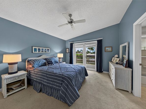 3851 NE 26th Ave, Lighthouse Point FL 33064