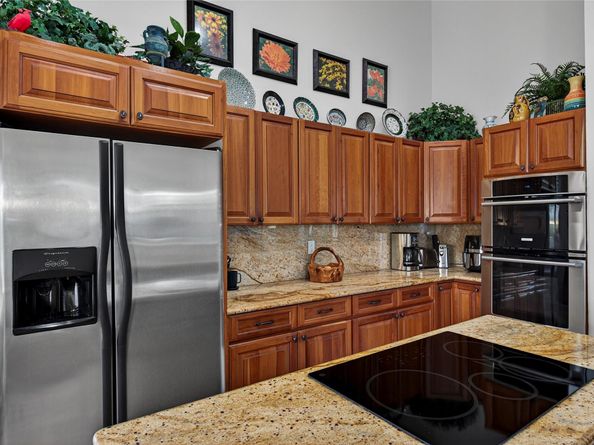 3851 NE 26th Ave, Lighthouse Point FL 33064