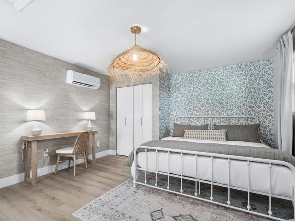 512 49th Street, West Palm Beach FL 33407