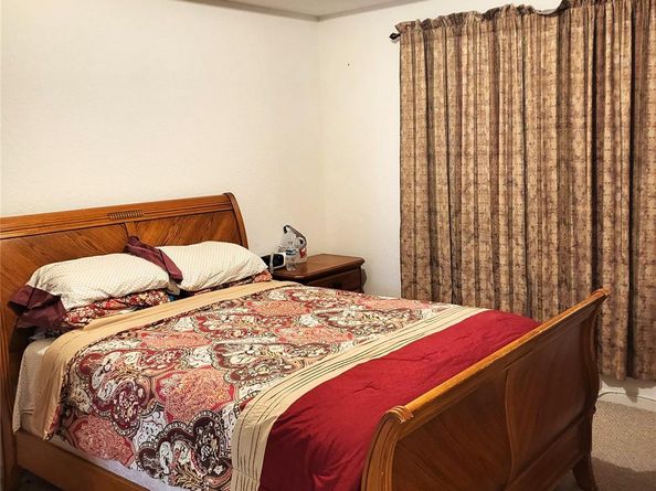 21003 NW 14th Pl 4, Miami FL 33169