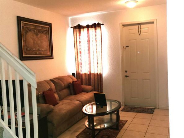 21003 NW 14th Pl 4, Miami FL 33169