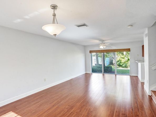 2298 NW 171st Ter, Pembroke Pines FL 33028