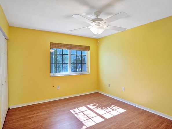 2298 NW 171st Ter, Pembroke Pines FL 33028