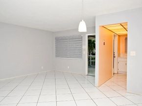 300 Layne Blvd 215, Hallandale Beach FL 33009