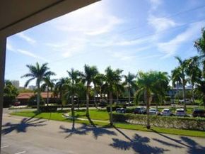 300 Layne Blvd 215, Hallandale Beach FL 33009