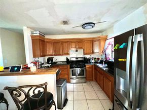 17130 NW 29th Pl, Miami Gardens FL 33056