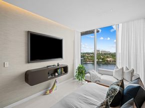 435 Bayshore Dr 703, Fort Lauderdale FL 33304