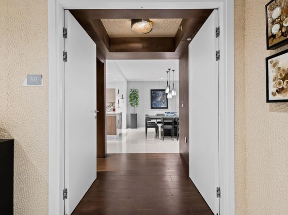 435 Bayshore Dr 703, Fort Lauderdale FL 33304